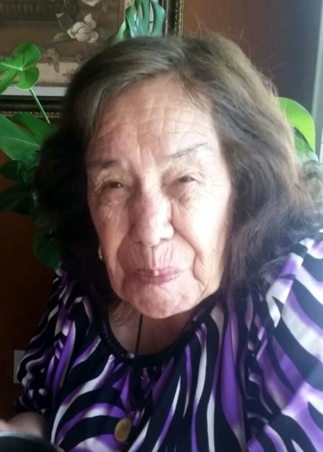 Obituary of Maria Consuelo Deleón Diaz