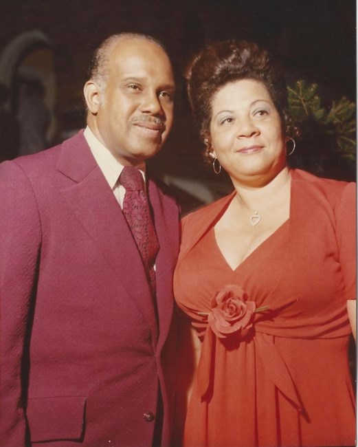 Obituario de Maisie May Rogers