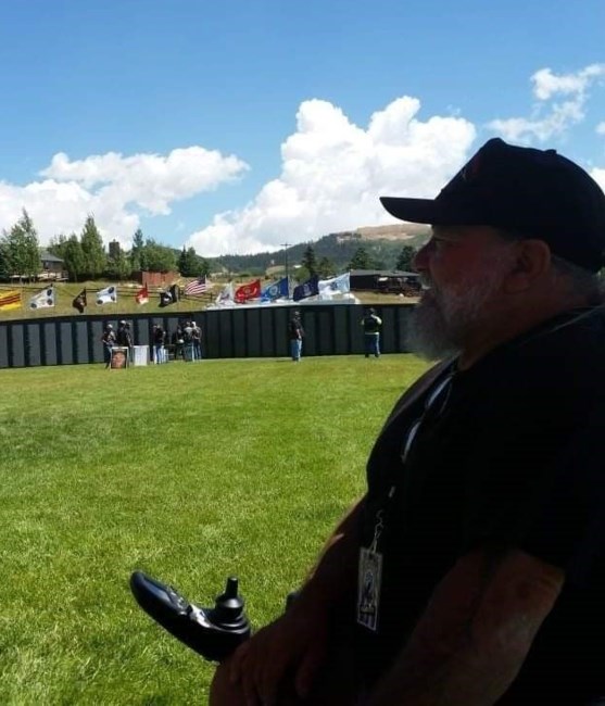 Obituary of Roy Chester Box