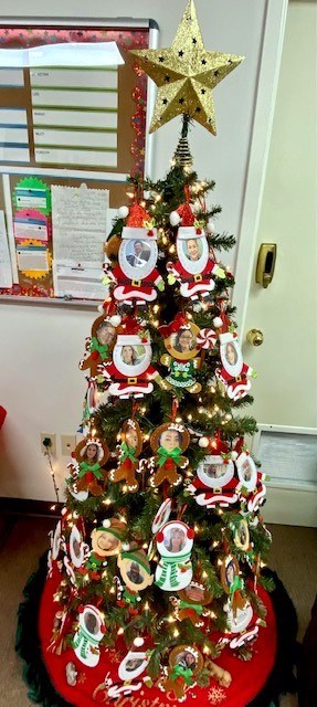 Obituary of Caballero Rivero Woodlawn South Staff 2023