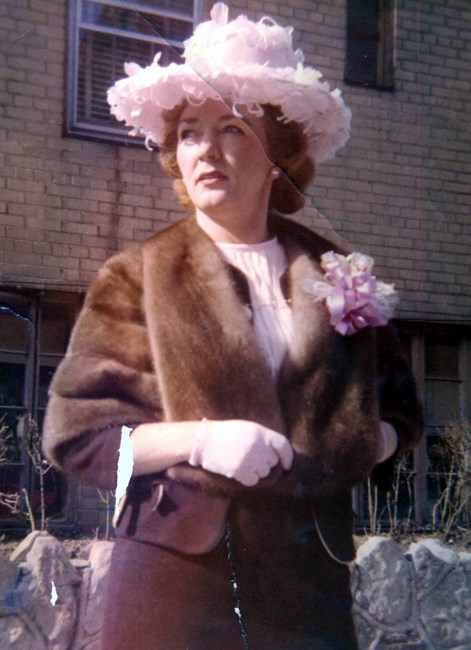 Obituary of Catherine Kay Halloran