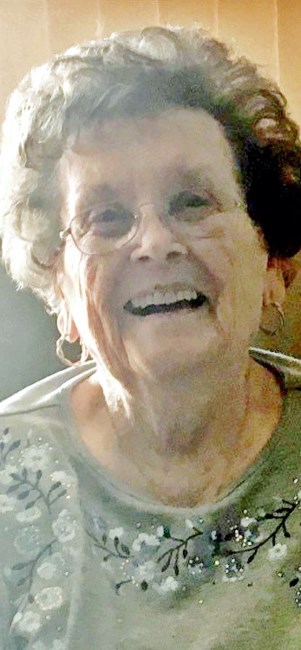 Obituary of Mrs. Evelyn "Effie" L Humphreys