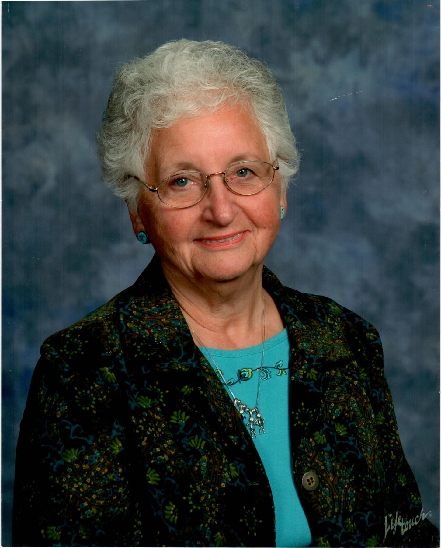 Obituary of Elfriede Piller