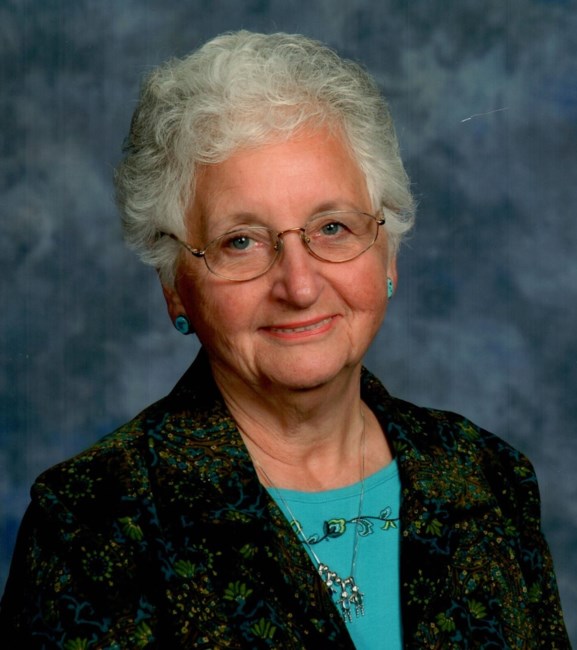 Obituary of Elfriede Piller