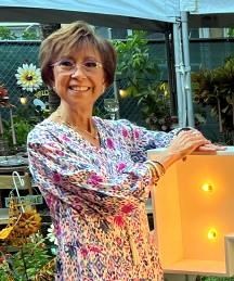 Obituary of Rosaelena Valencia