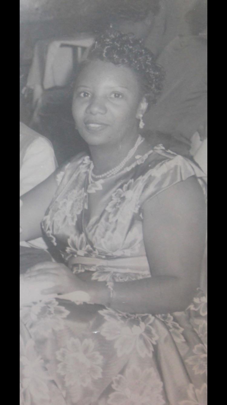 Obituary of Louise Johnson