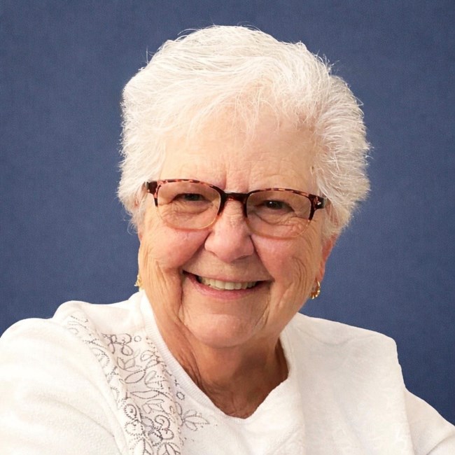 Obituary of Dolores Carra