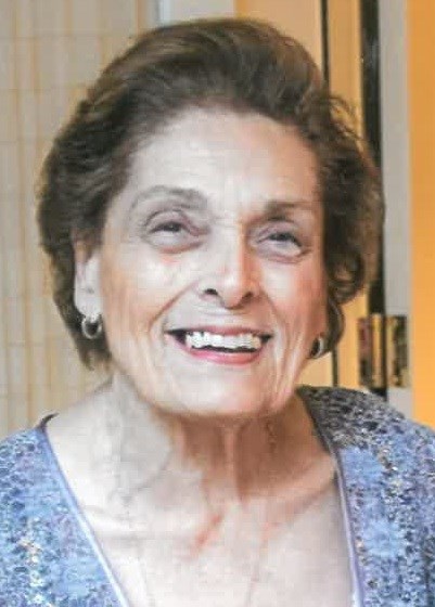 Obituary of Dorothy M. Strain