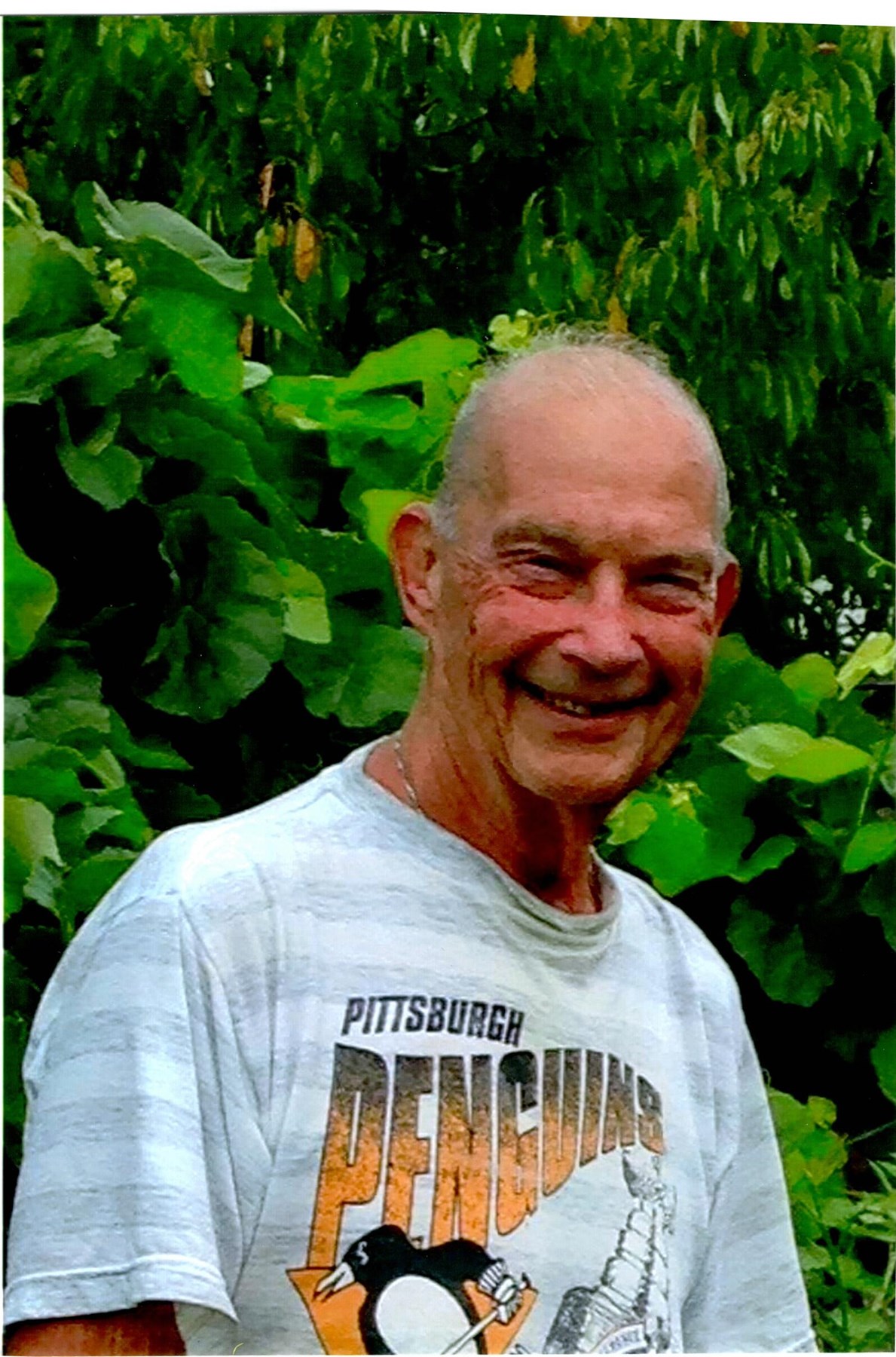 Avis de décès de Frank Robert Johnston