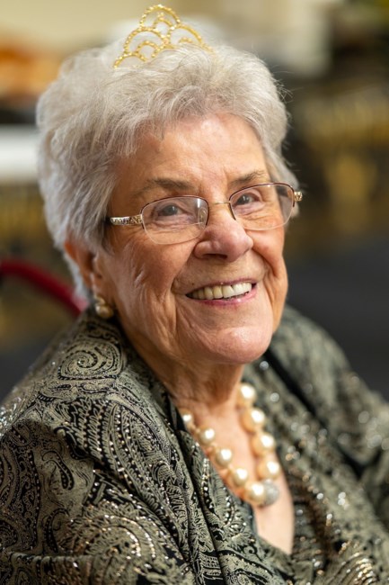 Obituary of Pearl B. Boer