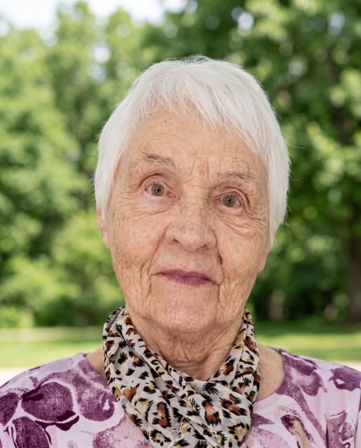 Obituary of Lilian Frieda Geyer