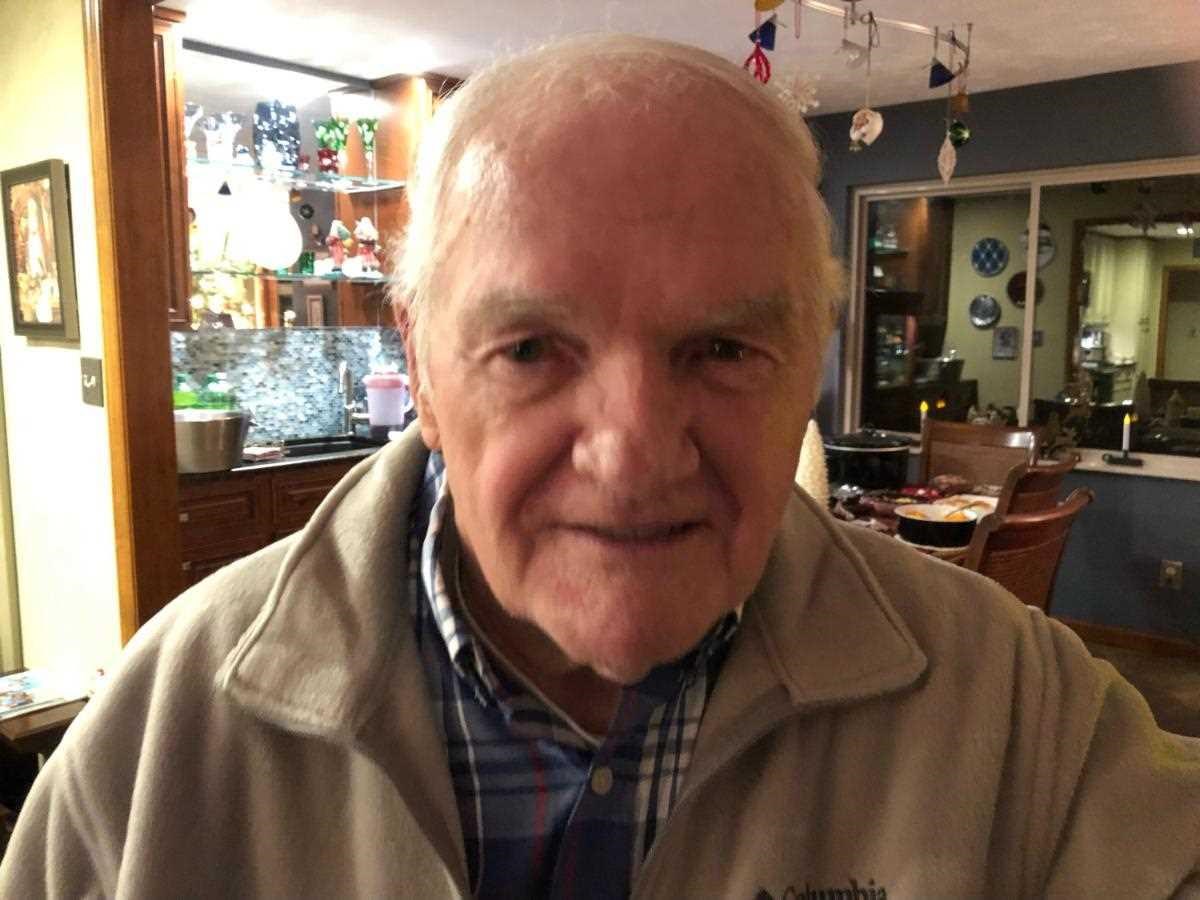 Obituario de Fred M Bradley