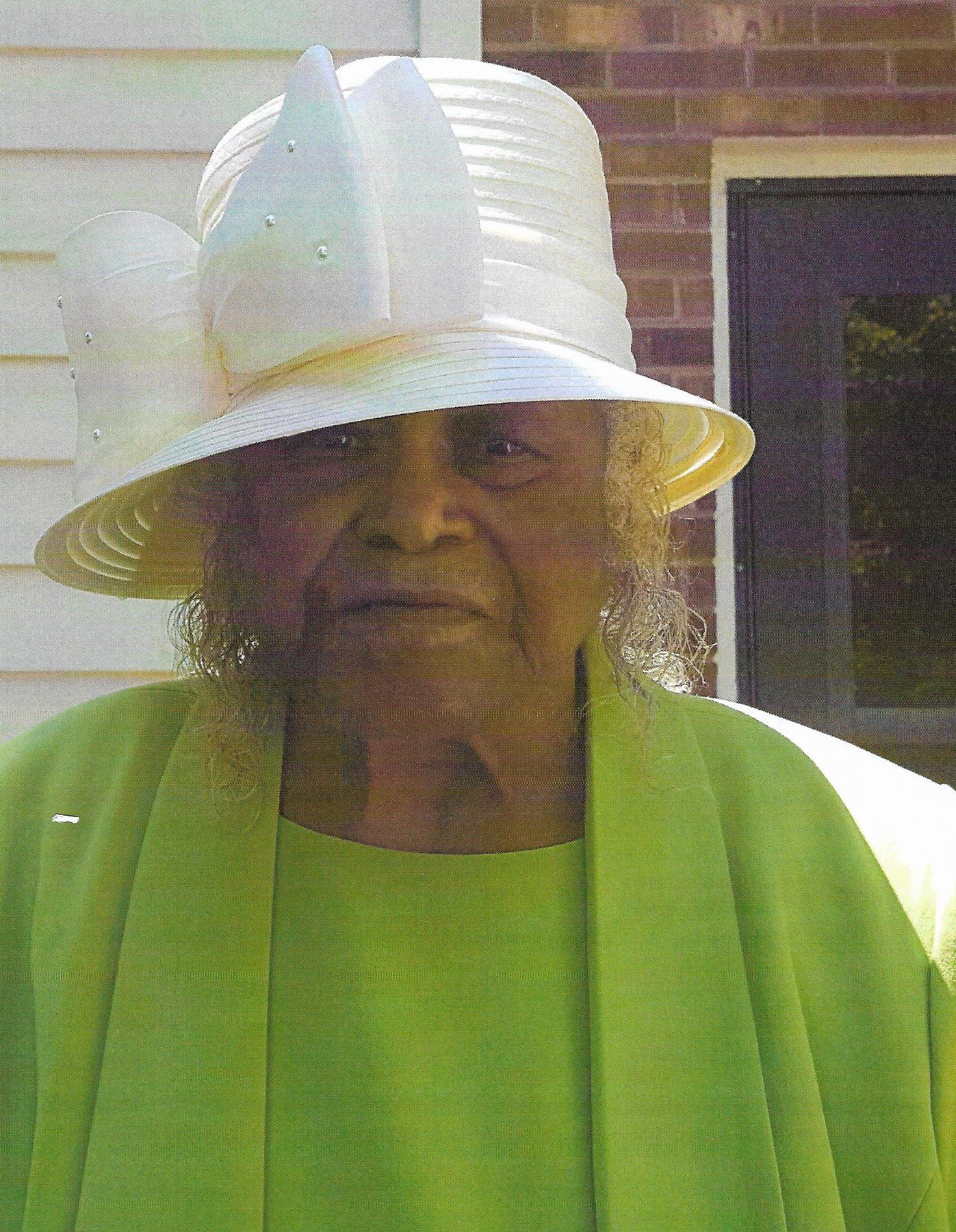 Obituary of Gladys White