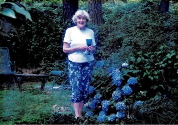 Obituary of Renee George Busdicker