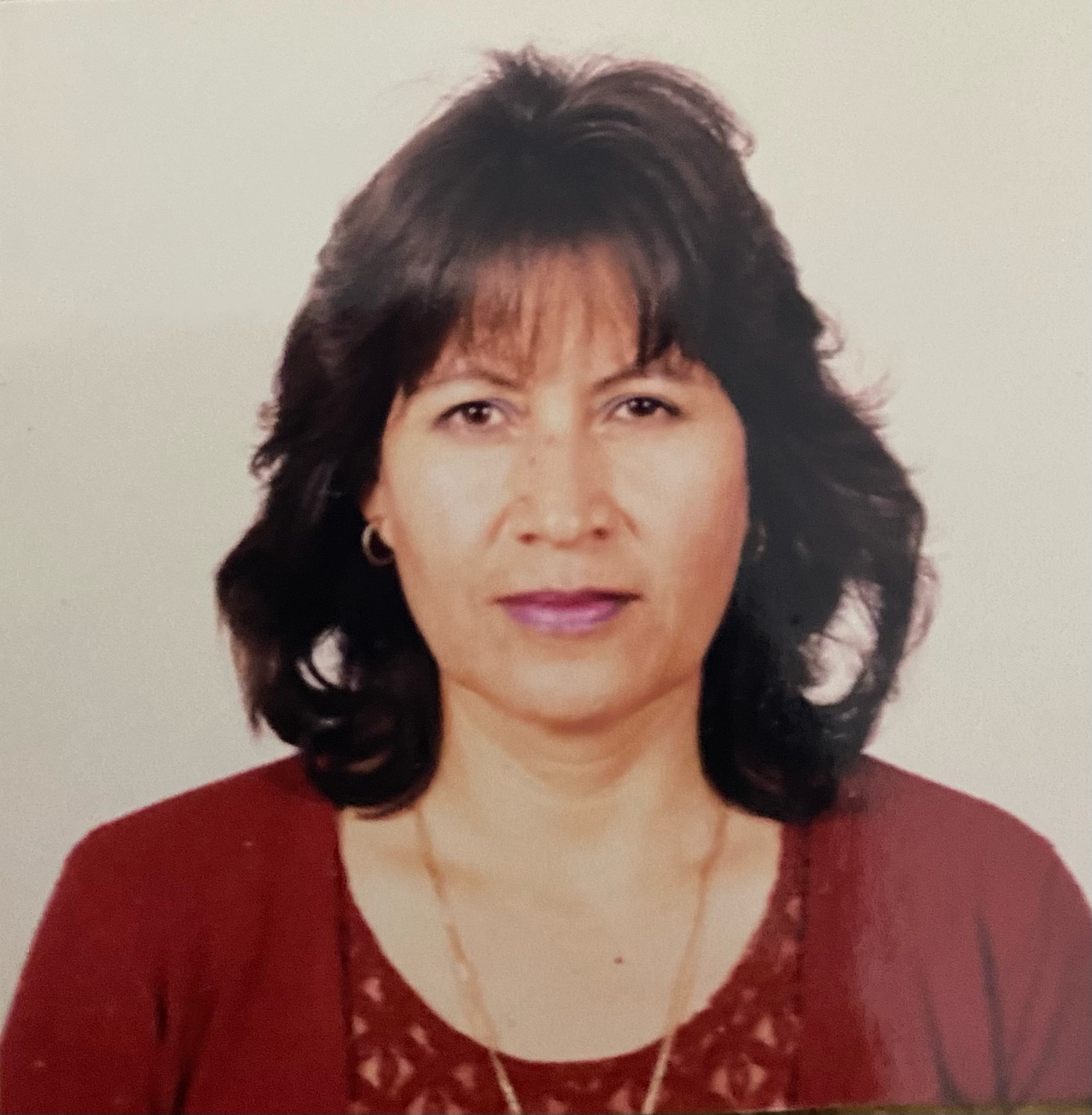 Obituary of Yolanda Echeverria