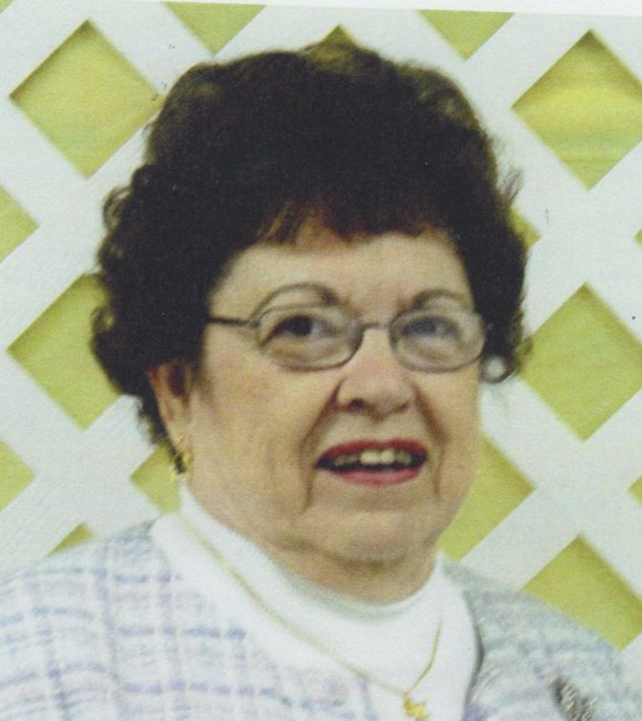 Obituary of Betty J. Tyra
