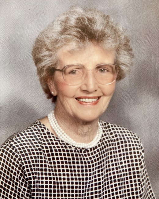 Obituary of Mariam Louise McNally