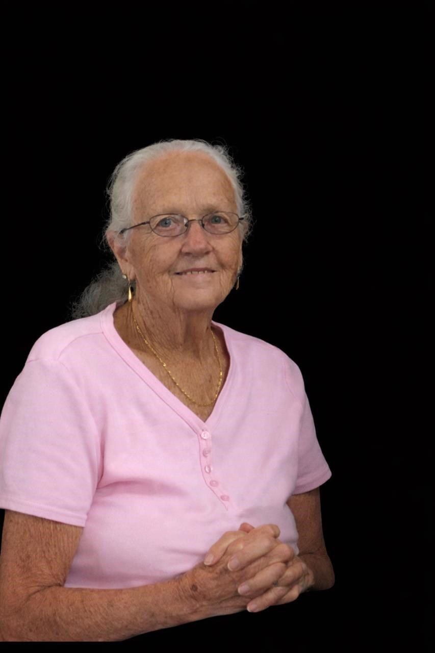 Obituario de Helen Marie Bealer