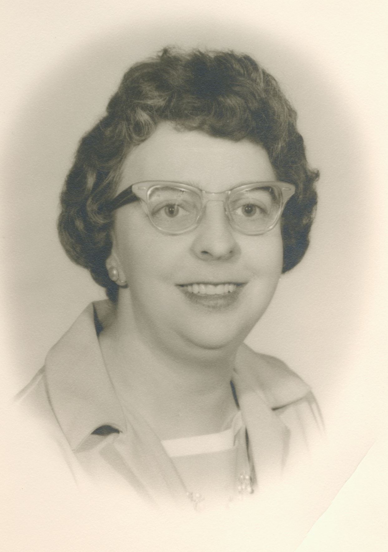Obituary of Dorothy Reynolds
