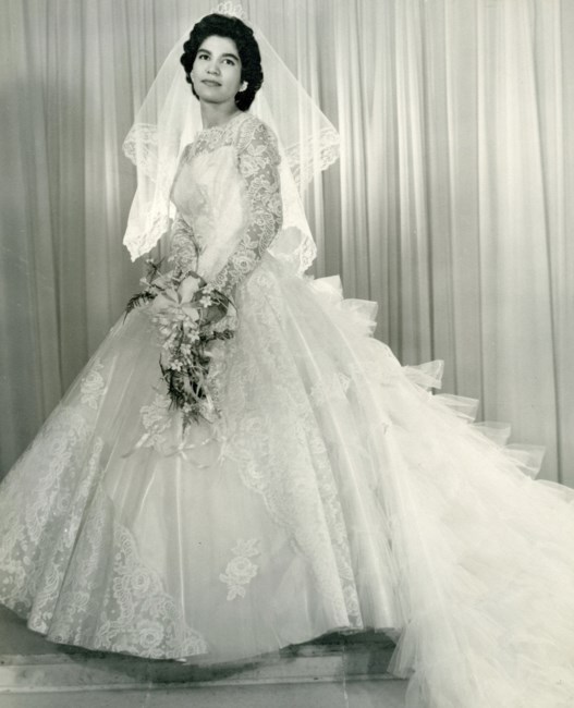 Obituary of Dora H. Gil