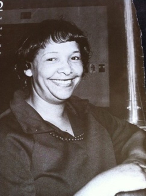 Obituary of Esther Lee Young