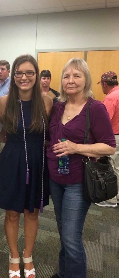 Avis de décès de Carrie Layton Hernandez