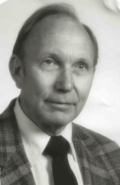 Obituary of Evert Eugene Daughetee