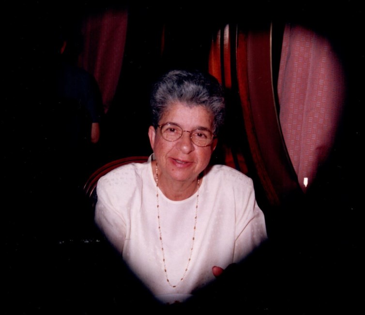 Obituario de Carmen Valdes Fernandez