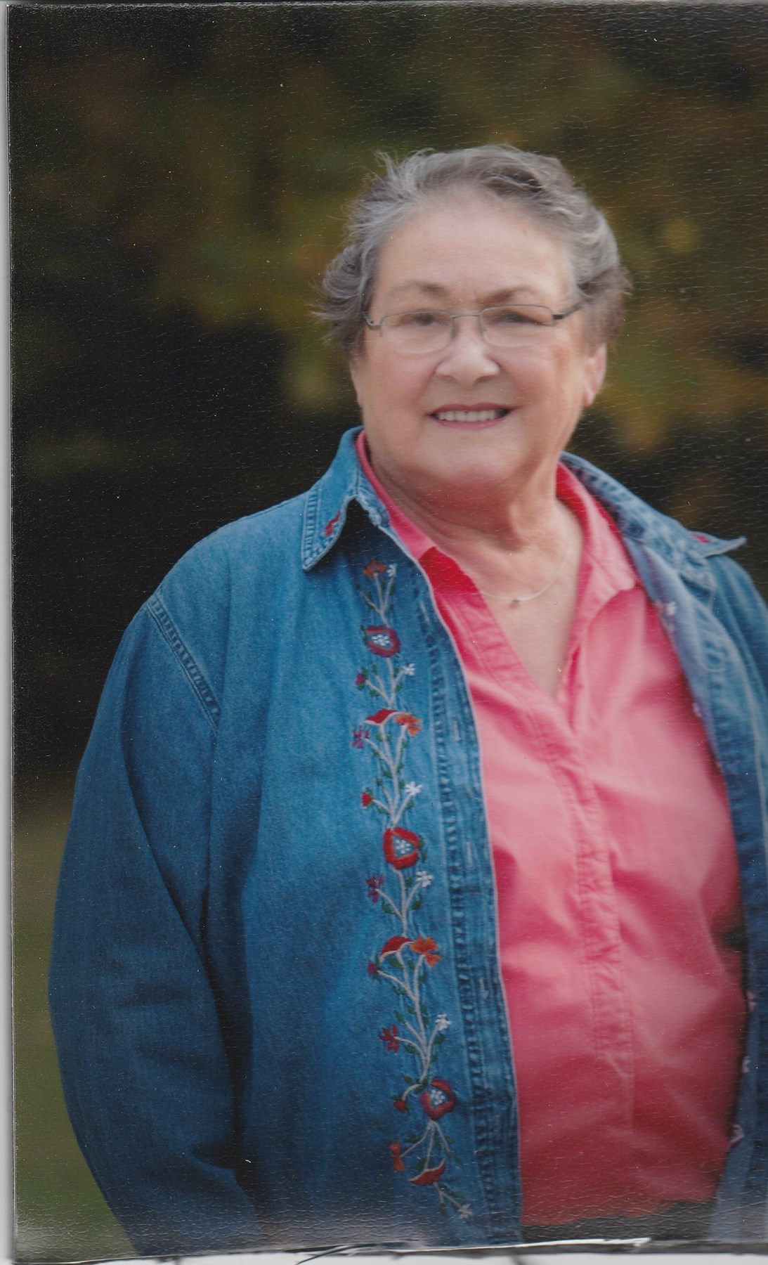 Avis de décès de Evelyn Joyce Becker