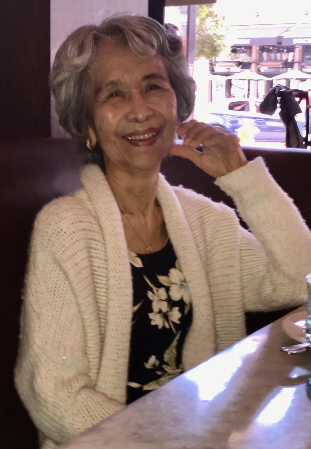 Obituary of Lolita Manglicmot Ugalde