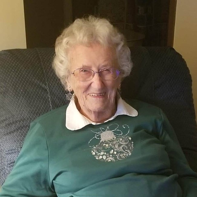 Avis de décès de Evelyn "Evie" Marie Johnston