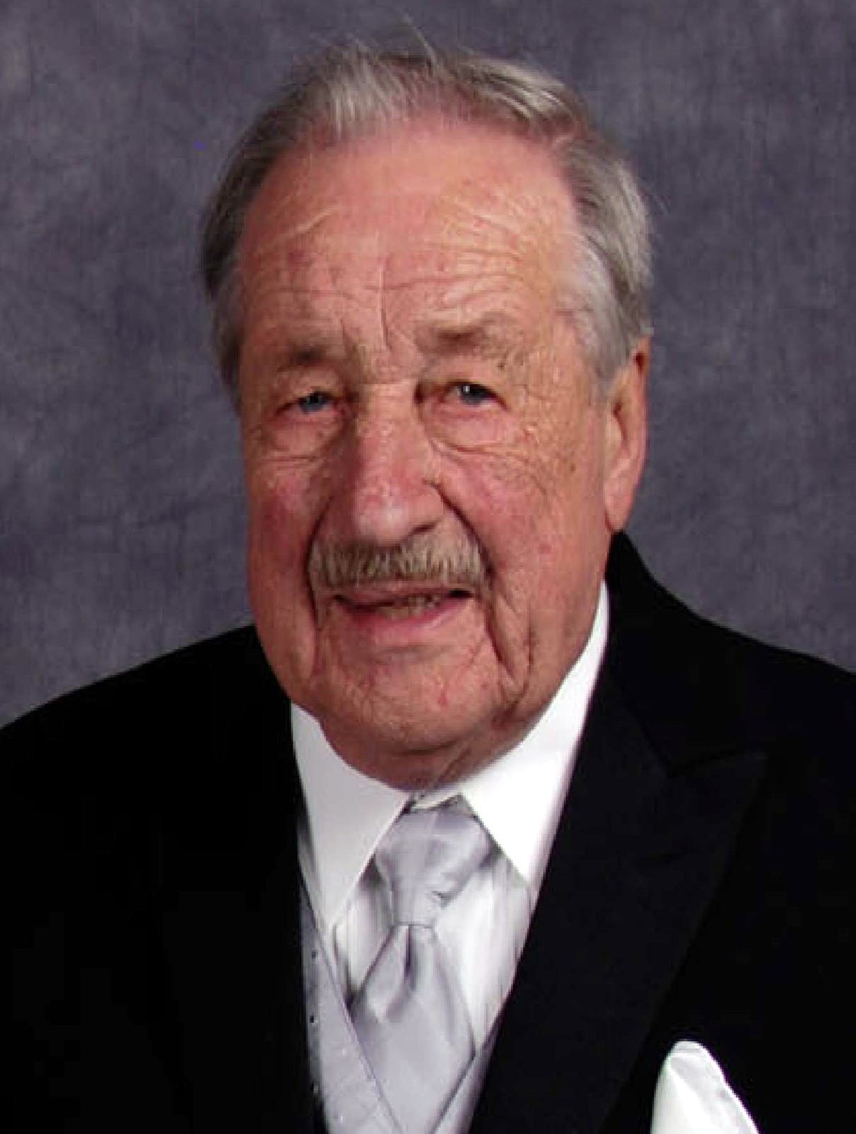 Dubois County Free Press Obituary - emwae1o