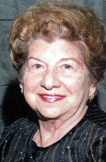 Obituary of Maria Elena Lewis