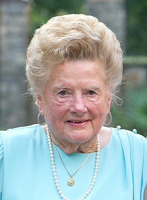 Obituary of Elizabeth Cherry Winfrey