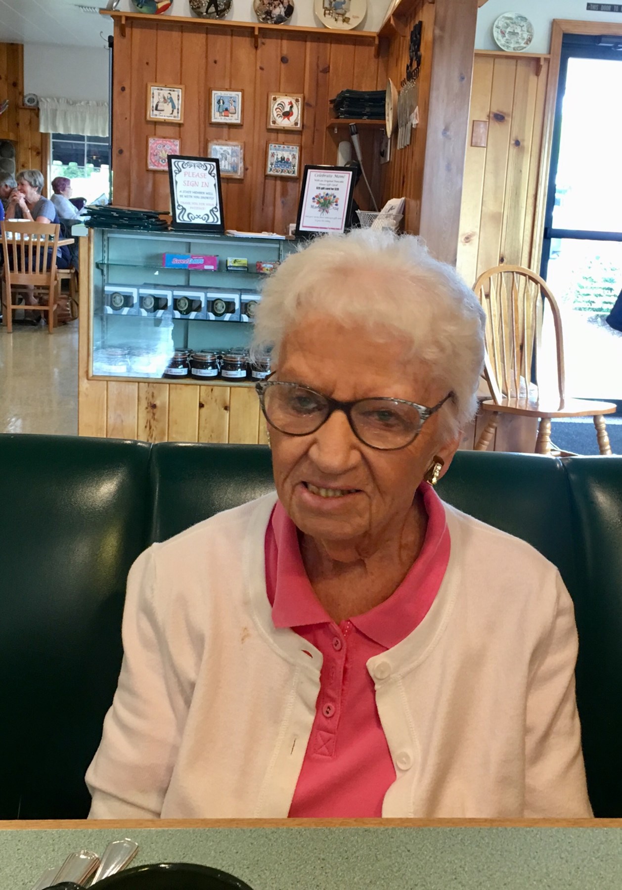 Obituary of Mavorette Lucille Cooke