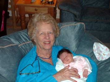 Obituary of Martha Mesz Holmes