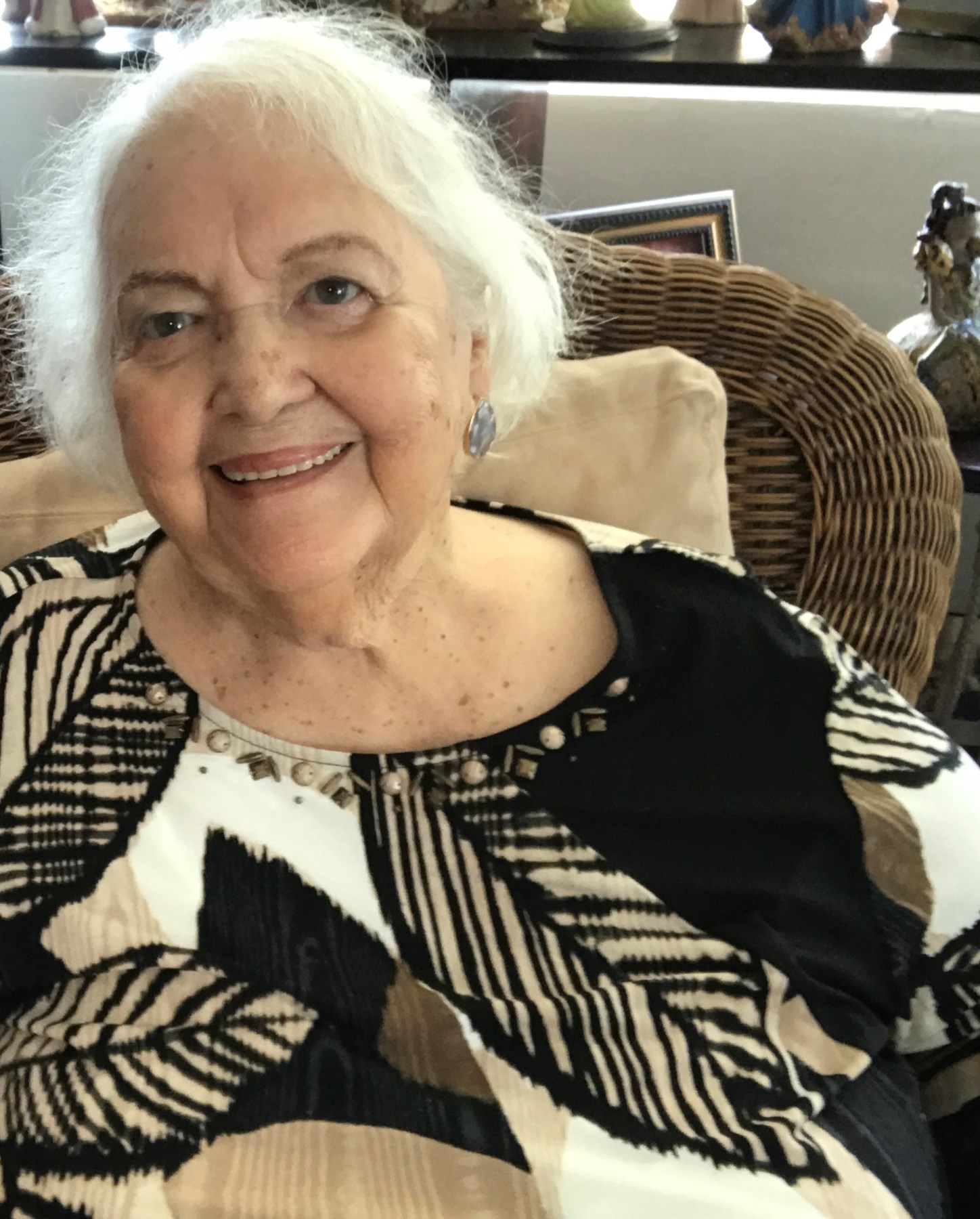 Obituary of María Josefina Luciano Coca