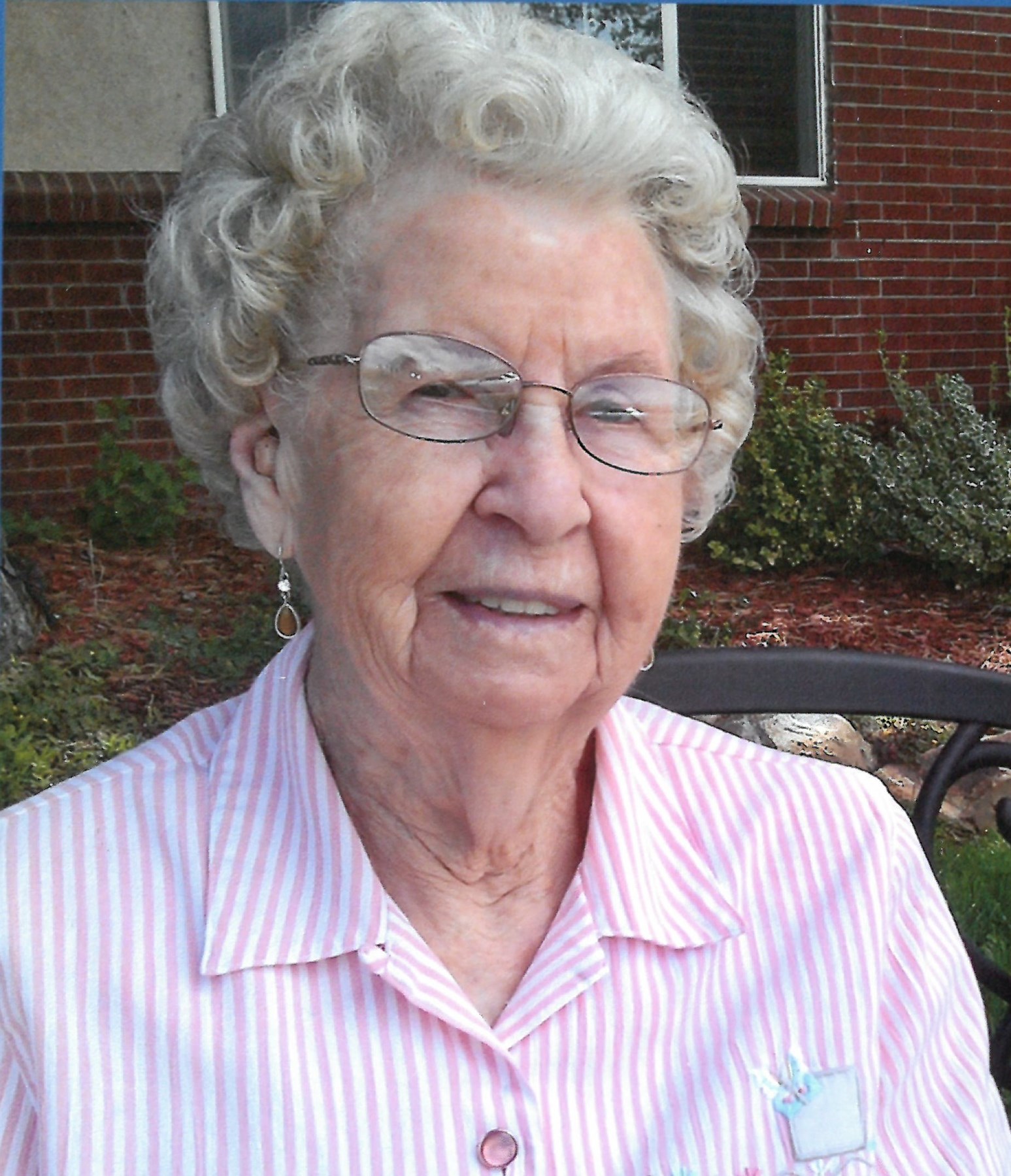 Obituary of Helen "Gigi" Grace Mitchell