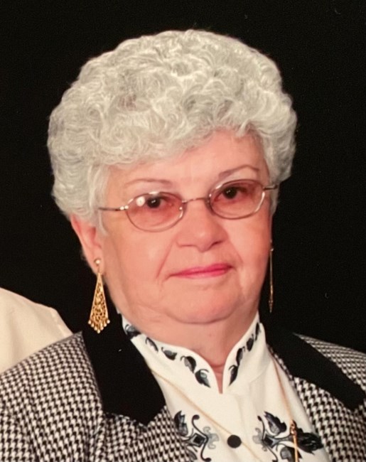 Obituary of Thereza G. Robalo