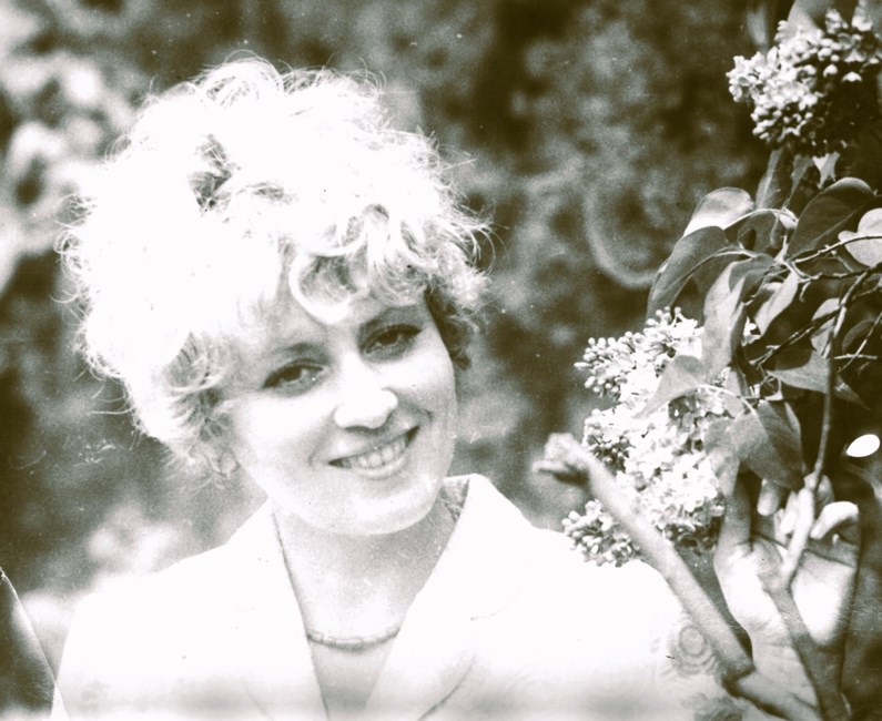 Obituary of Asya Gelfenbeyn