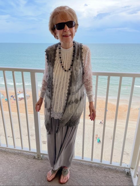 Obituary of Joan B Monroe