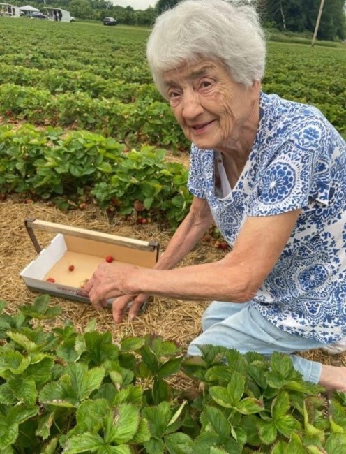 Obituary of Elizabeth Kunze