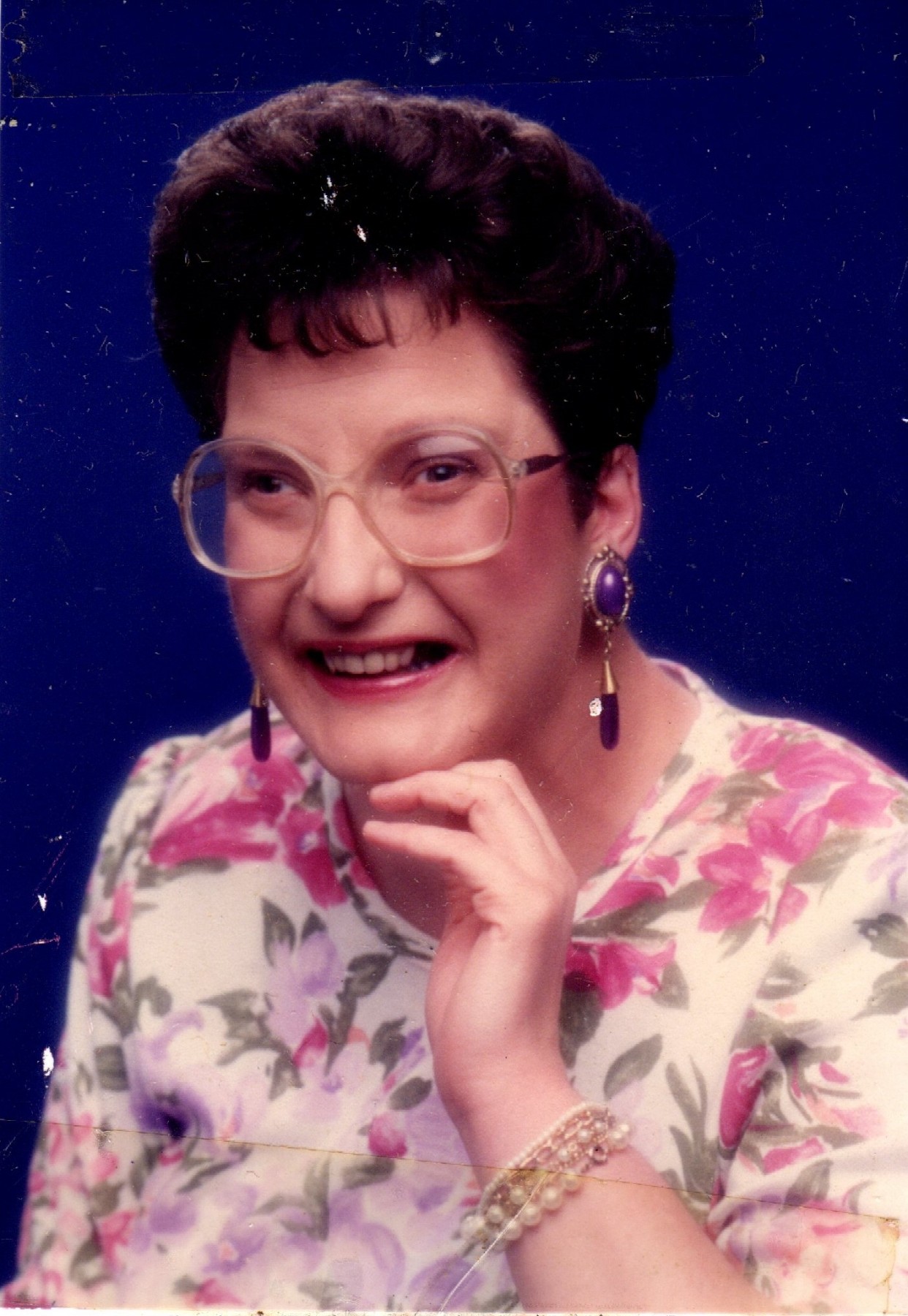 Obituary of Suzanne Lake