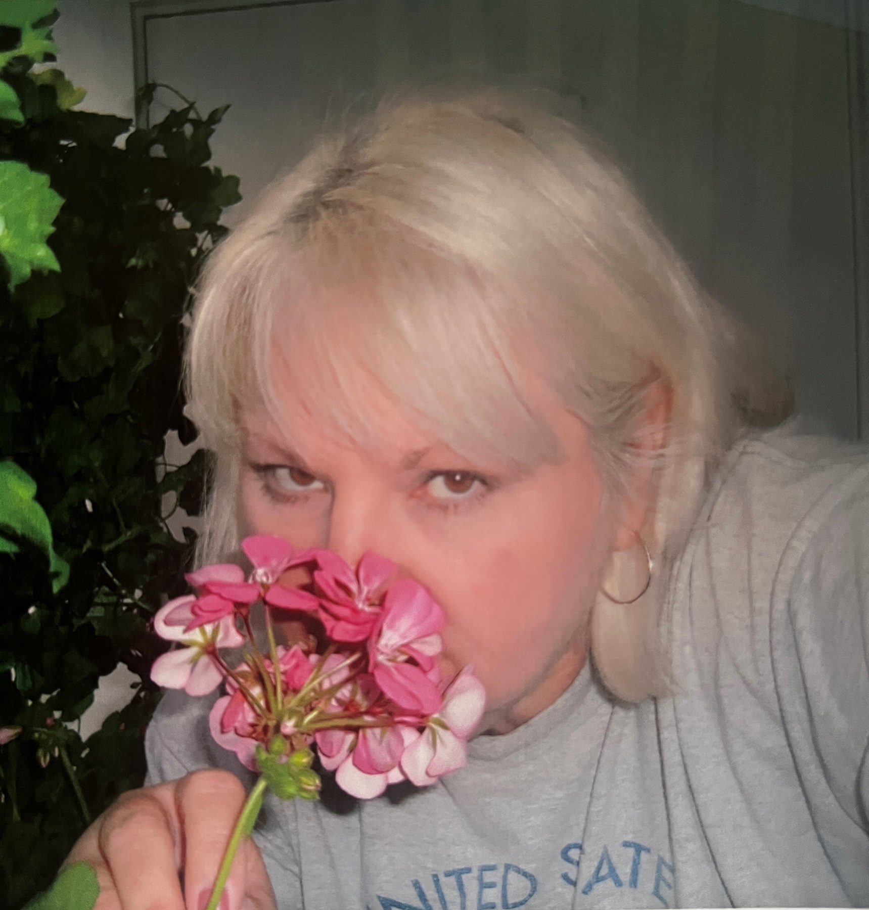 Obituario de Karol Marie Compello