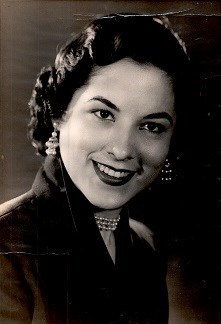 Obituary of Anna Mae Rathcke Thrower