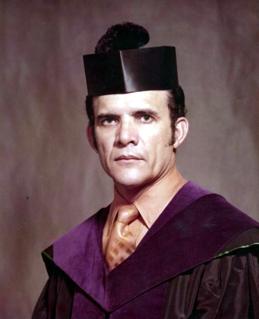 Obituary of Roberto Vélez Báez