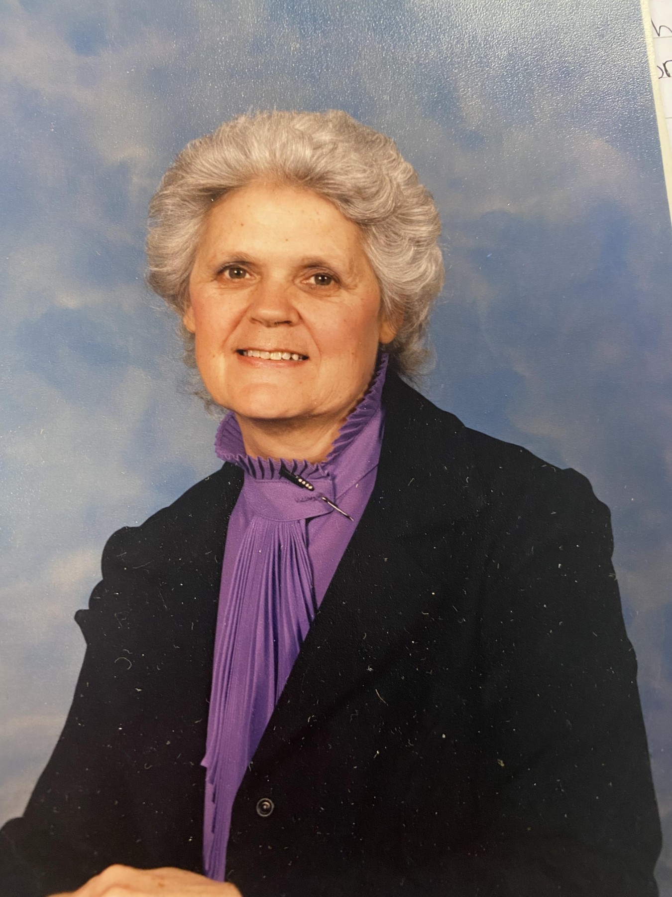 Obituary of Joyce Caroline Hodge