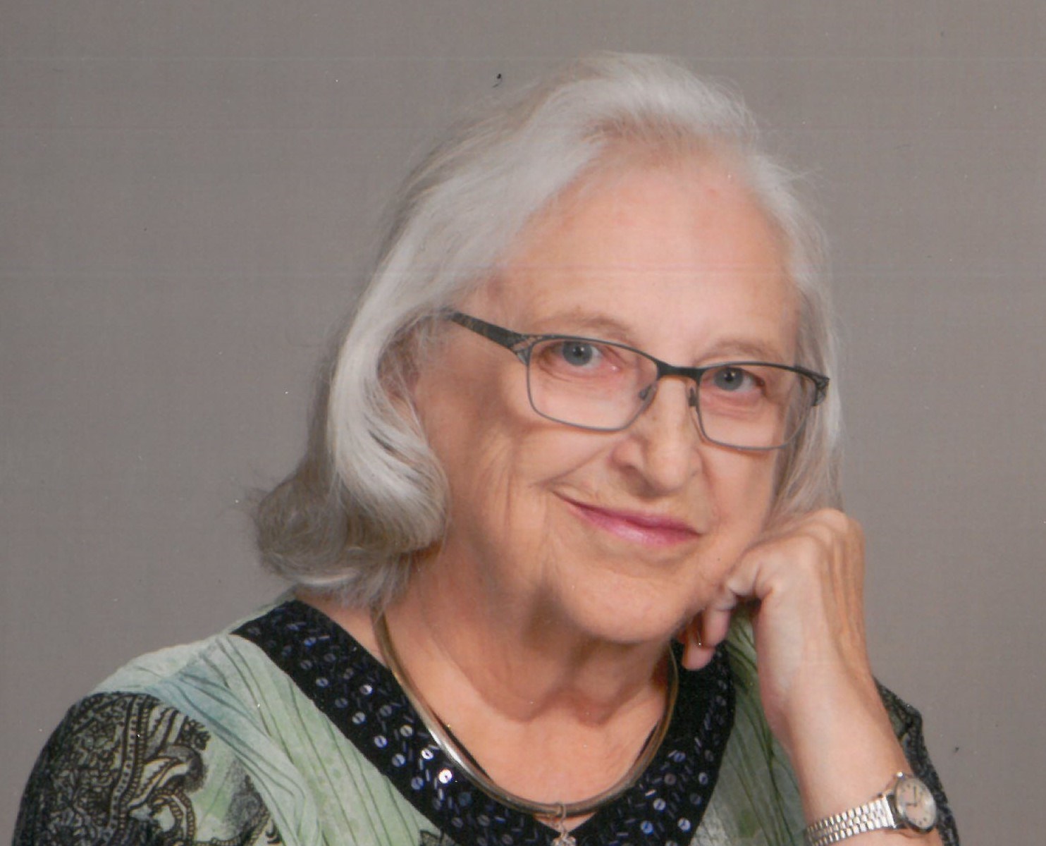 Obituary of Helen Marie DeVries