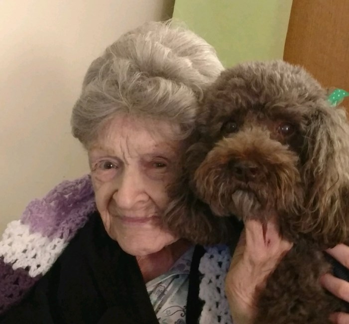 Obituary of Evelyn Janet Burgess Kertzie