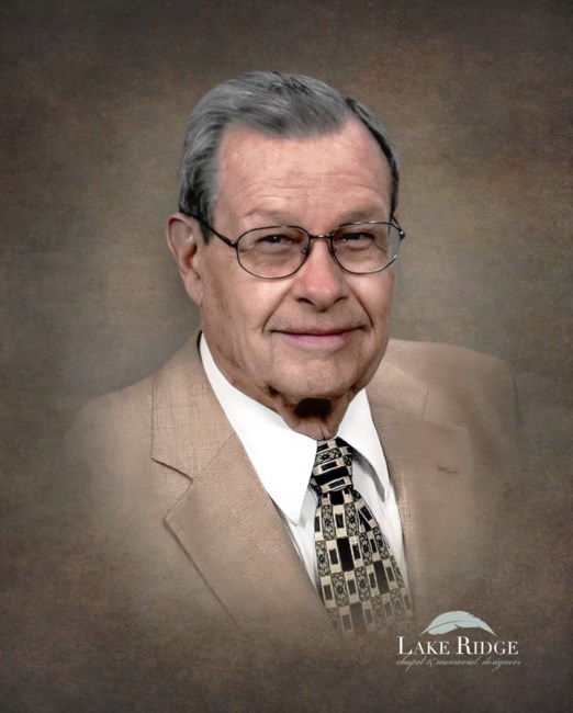 Obituary of Lloyd Davis